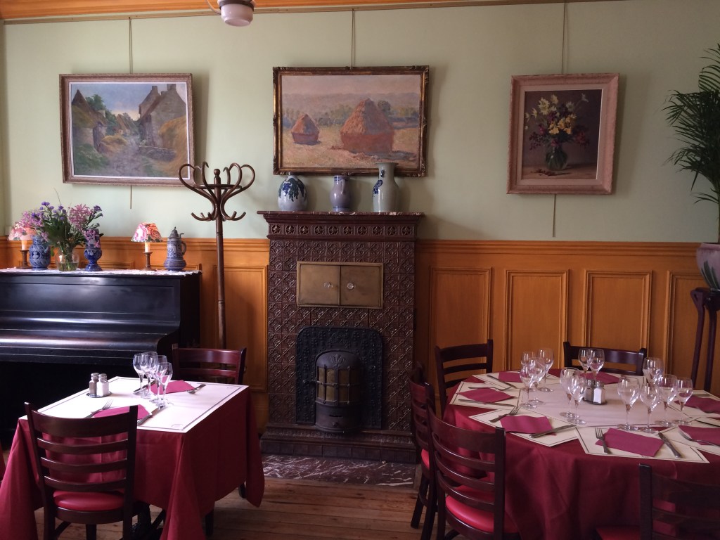 旧オテル・ボーディの内部