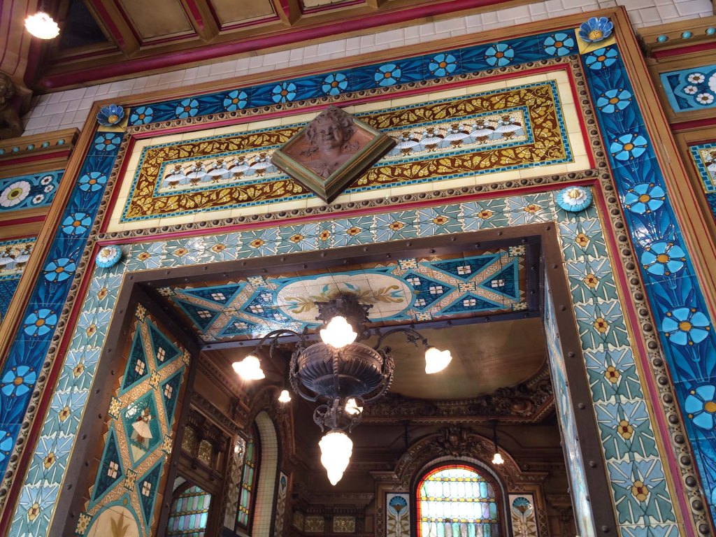 ナントのラ・シガルの内装