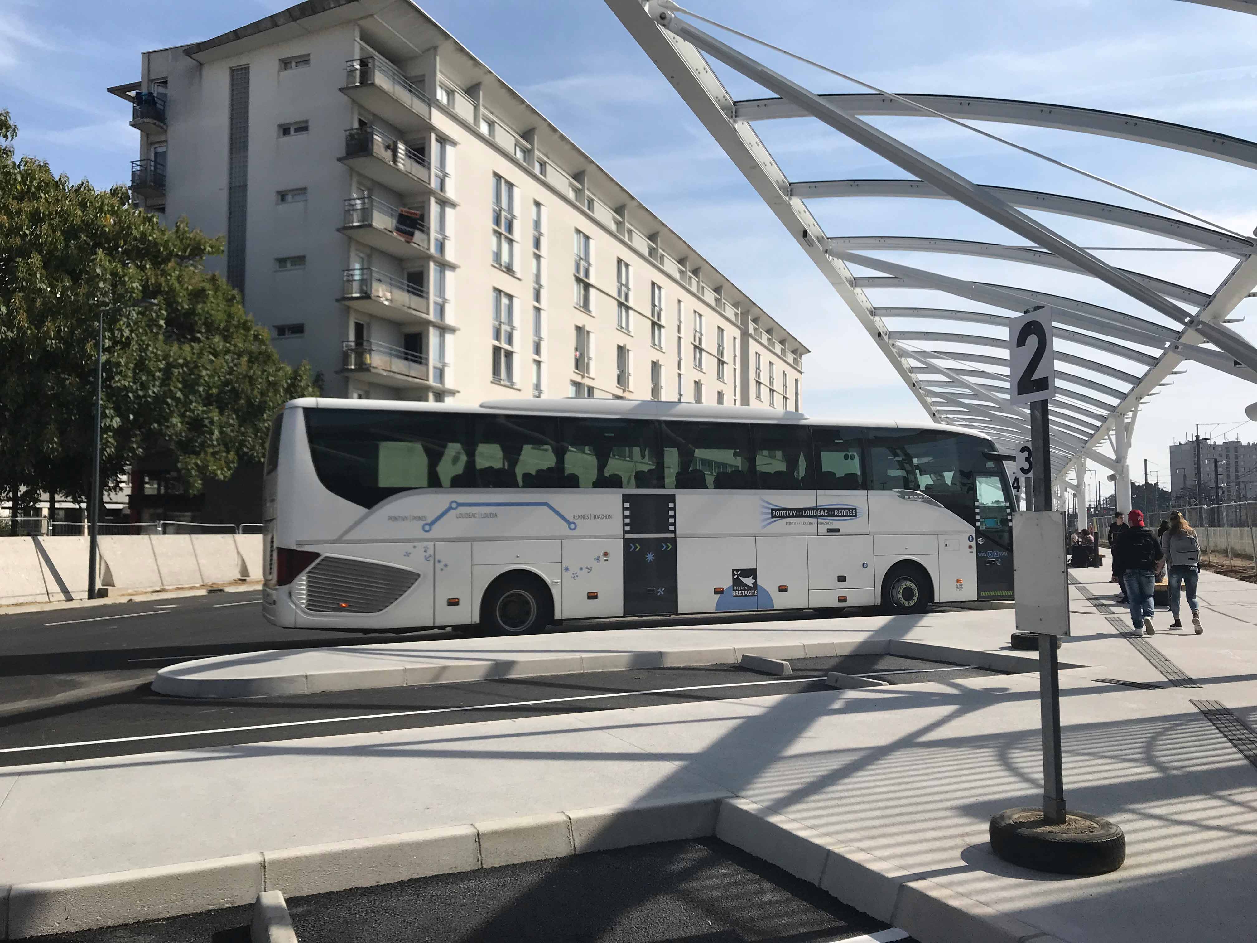 レンヌ駅バスターミナル