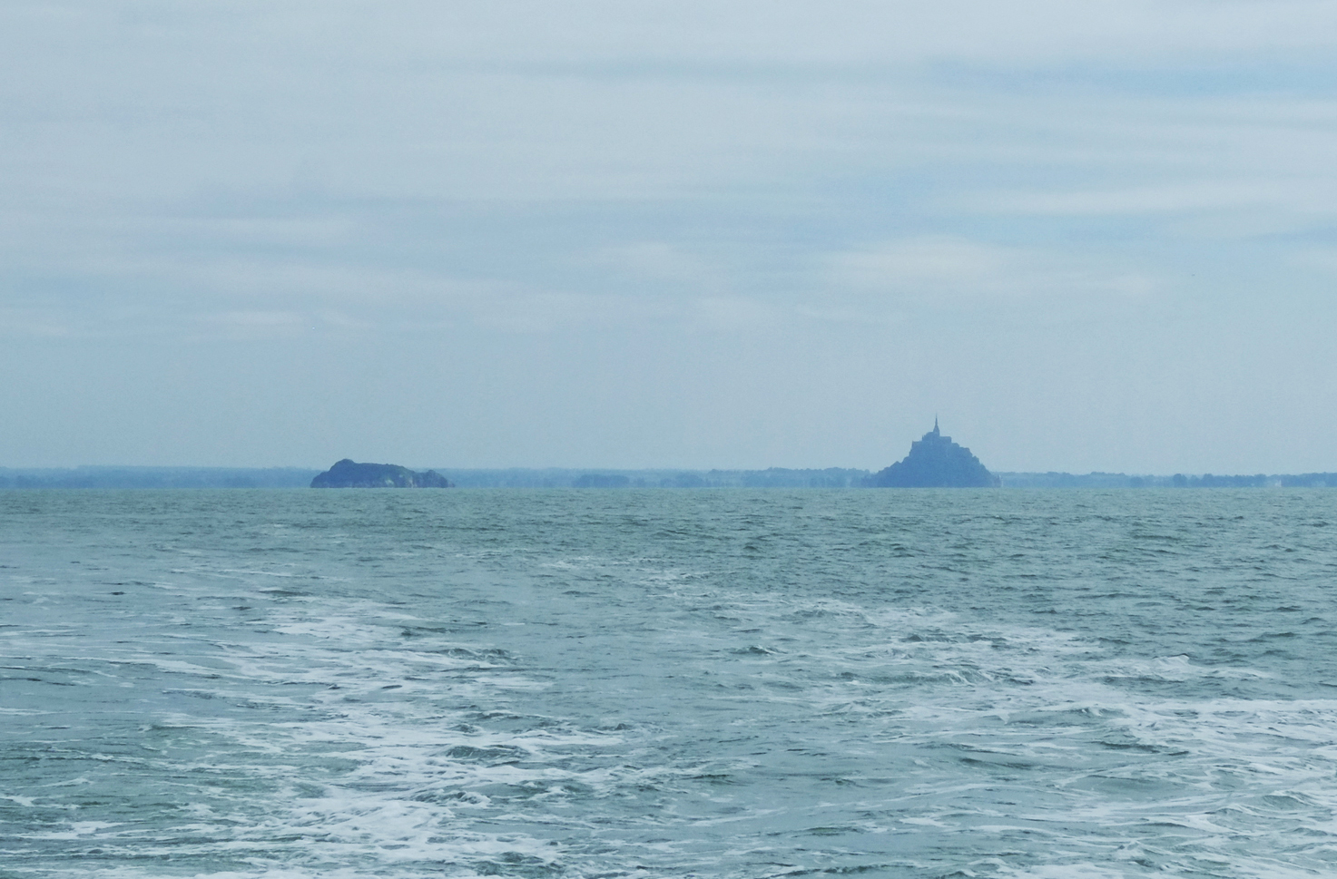 遊覧船から感じるモン・サン・ミッシェルとその湾の美しさ – Tourisme