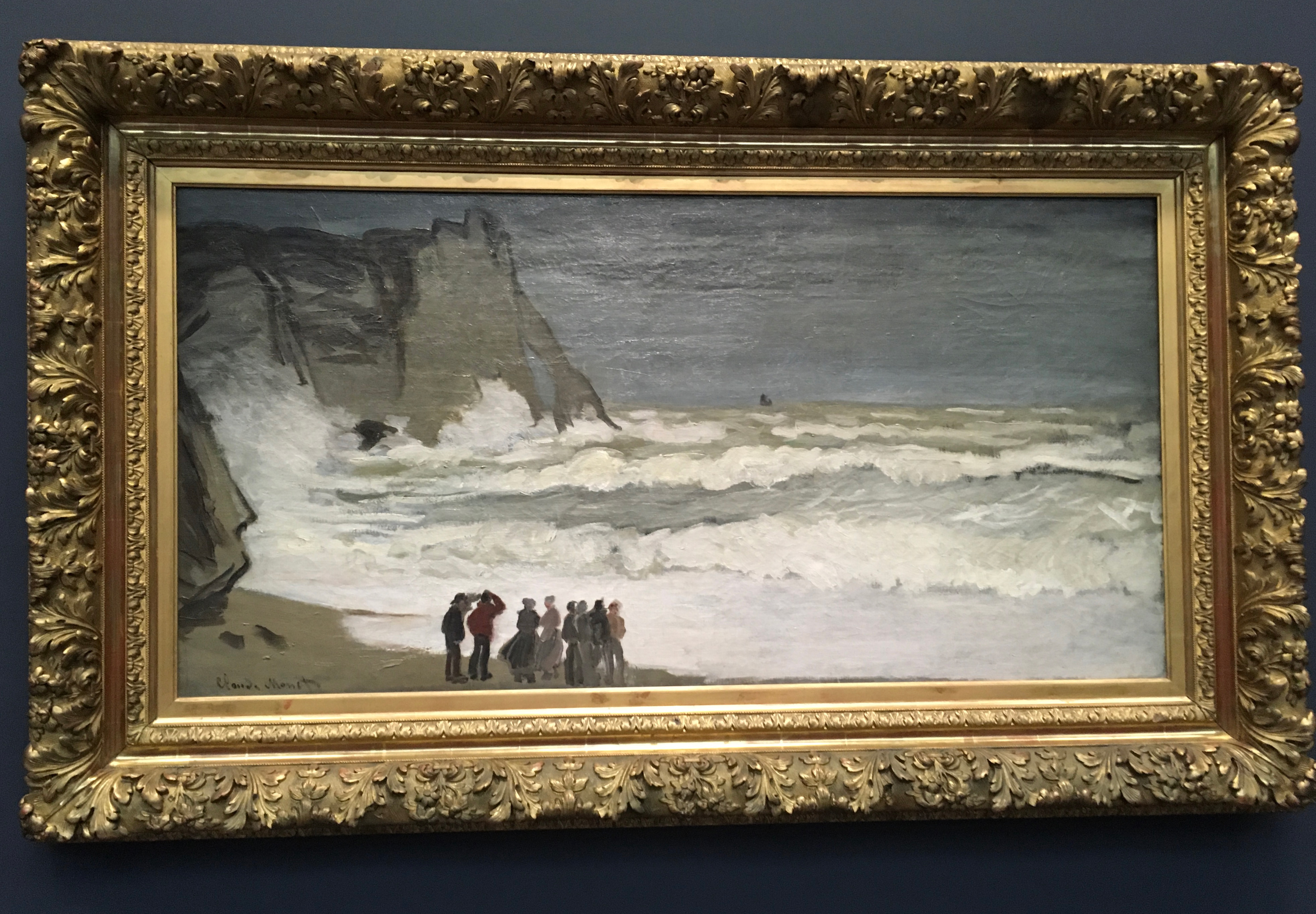 風の日エトルタ ノルマンディーの「エトルタの庭」で現代アートと絶景を楽しむ