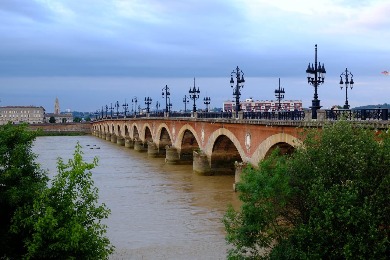 ボルドーのポン・ド・ピエール